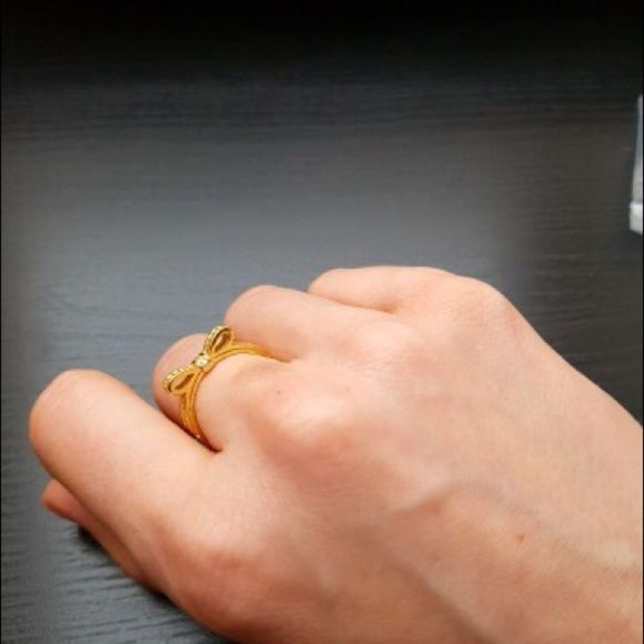 New Sterling Silver Bow Tie Ring - Picture 5 of 5